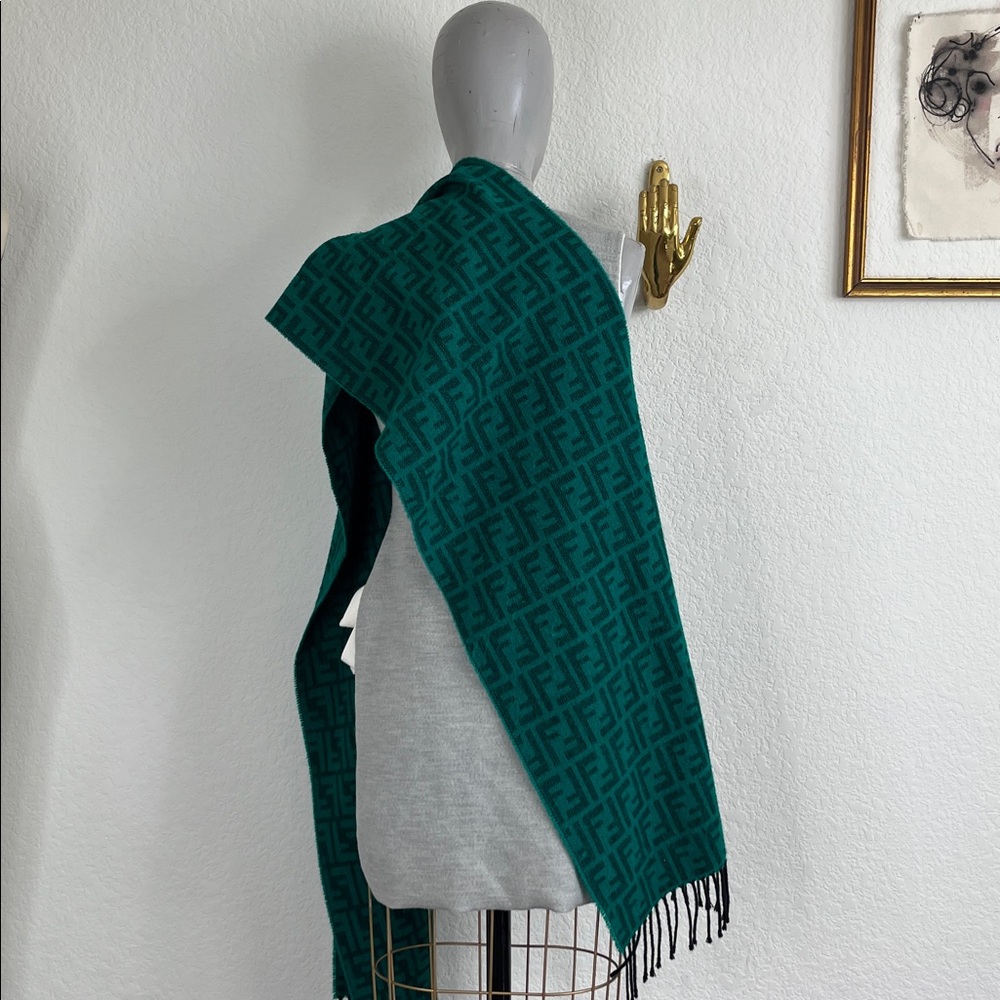 VTG Fendi Green Fringe Black Logo Scarf Wrap - Picture 8 of 8